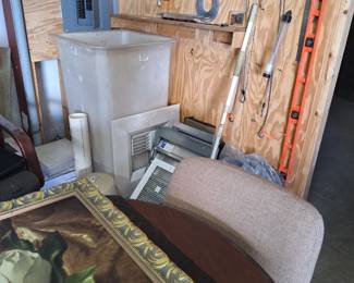 Table and picture