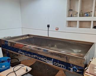 Hydrographic dipping tank