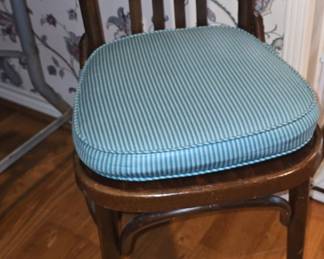 Single Antique Chair 
