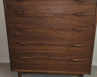 Midcentury Modern  5 Drawer Dresser 