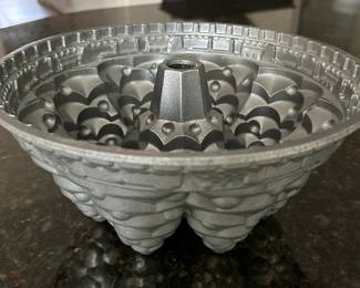 bundt pan