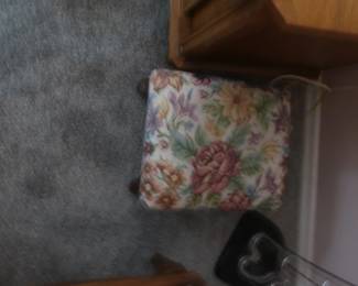 foot stool