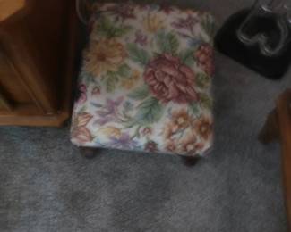foot stool