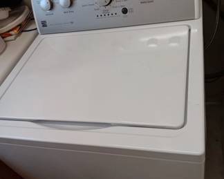 Washing machine in excellent condition