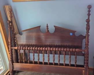 Spindle bed
