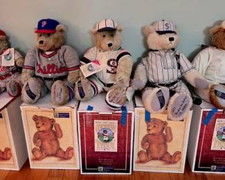Cooperstown Bears Collection, certificates included