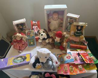Vintage toys and stuffed animals