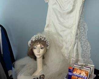 Vintage wedding dress