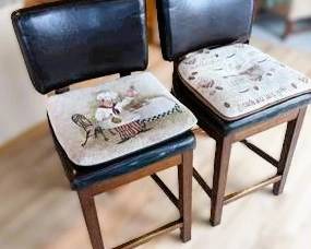 Set of Contemporary Dark Wood Counter Stools – Upholstered Bar Height Chairs