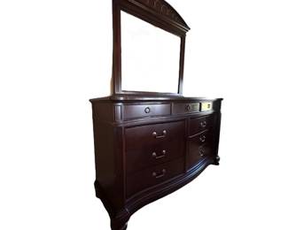 Broyhill Dresser