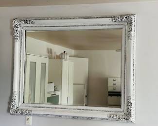 Large mirror 