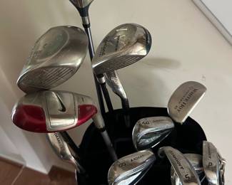 Ladies golf clubs , Nike , Nike bag, Odyssey clubs 