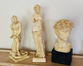 Bust decor 
