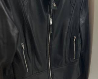 Leather jacket 