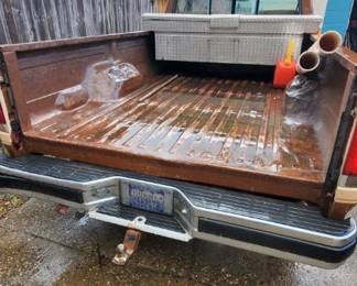 Rear Picture of Toolbox that does come with 1990 Ford F150 Pick up Truck, No Tailgate! $6300