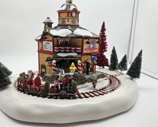 Christmas Train that goes round and round Works with electricity. $50