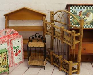 Vintage Wooden Shelf & Organizer Lot – 6 Pieces