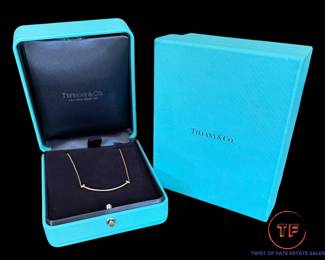TIFFANY & CO T Smile Pendant 18kt Yellow Gold and Diamond Necklace