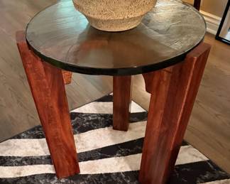 BRAYDEN STUDIO Amner Round Side Table