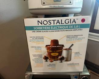 Ice cream maker
