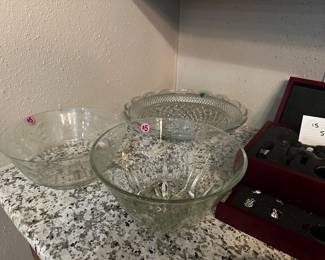 Glass bowls, Wine opener set