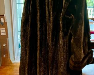 Black Female Mink XL