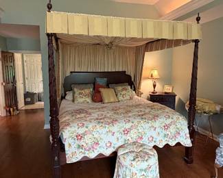 GORGEOUS Ethan Allen Canopy Bed SLEEP NUMBER KING