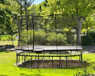 Trampoline