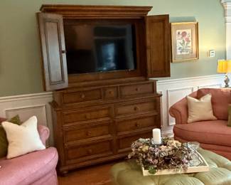 Ethan Allen Entertainment Hutch Samsung TV