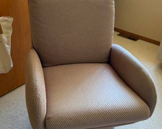 Swival Accent Chair