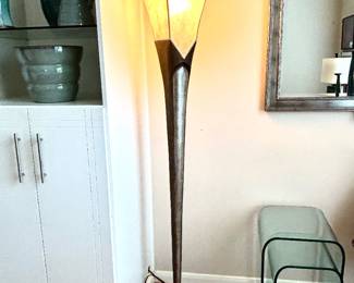 Fabulous deco style floor lamp