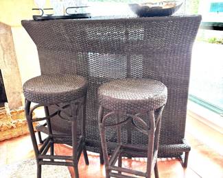 Wicker bar set