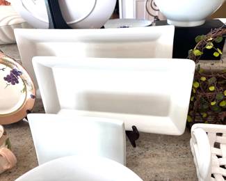 Serving plates