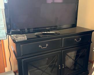 50 inch Panasonic TV/ TV stand
