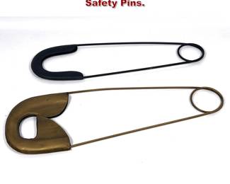 Lot 498 2 pc Oversized Decorator Safety Pins. 