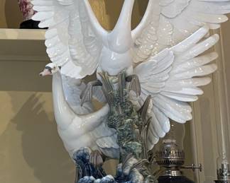 Lladro "Swans Take Flight" Porcelain Figurine