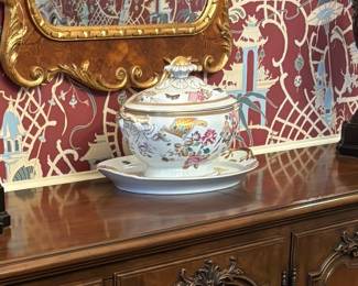 Mottahedeh "Peking Rose" Tureen with Underplate