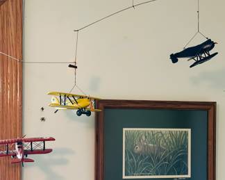 Airplane mobile