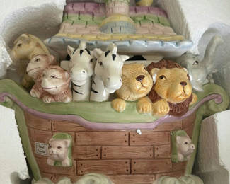 Lot 302: Hand-painted Noah's Ark figurine