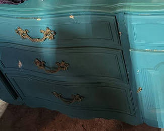 Lot 107: Chest Of Drawers