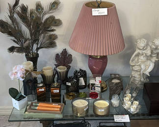 Lot 266: Assorted Home Decor Items