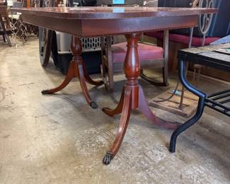 1930’s table and chairs