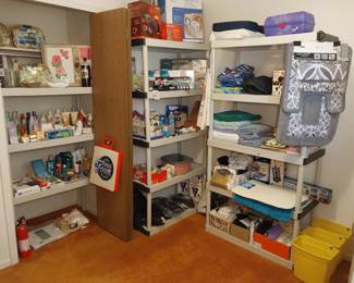 bath and beauty supplies, towels