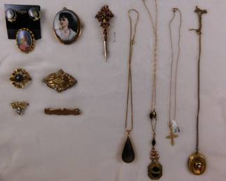 Victorian jewelry