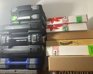 Pistol boxes
