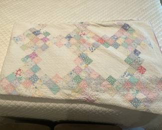 Old quilt, damage on edges