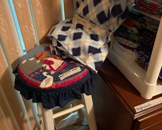 Bedroom - stool, miscellaneous
