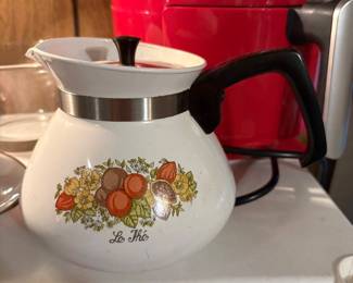 Kitchen -  Corning ware coffee pot