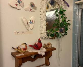 Bathroom decor