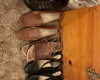 Bedroom - Shoes - size 7 & 7 1/2